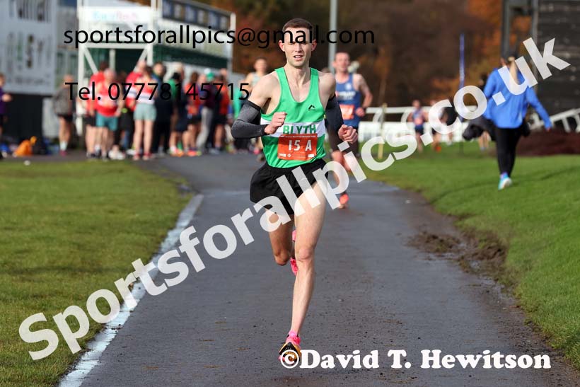 The 2023 Norman Woodcock Road Relays, Newcastle Racecourse, Gosforth, Newcastle.  Photo: David T. Hewitson/Sports for All Pics